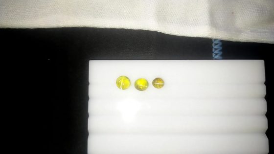 3 Unheated Top Quality Chrysoberyl Cat's Eye Lot - Cabochon - 4.05 ct - COR authenticated