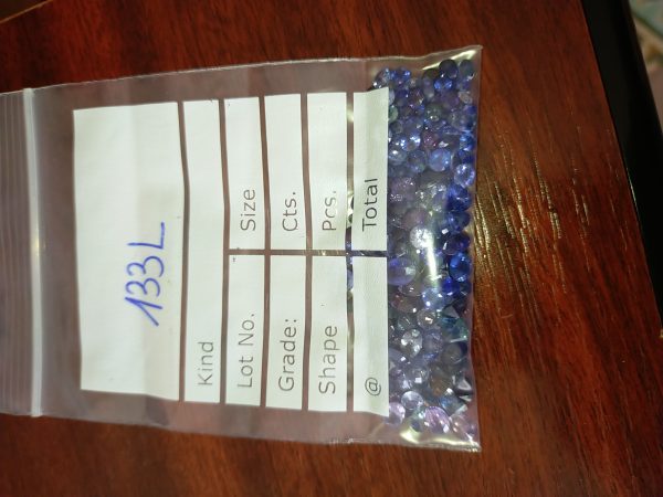 Blue Sapphire - Various - 106.60 ct - COR authenticated