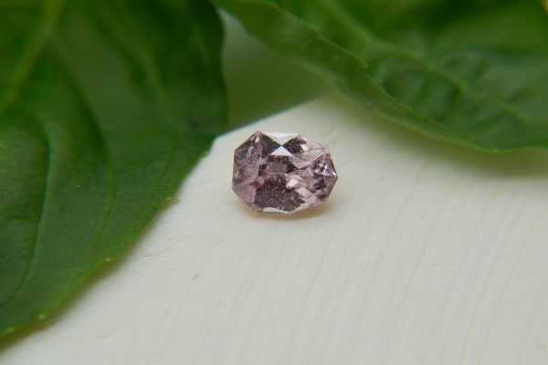 Rare Brown Sapphire - Nonagon - 1.20 ct