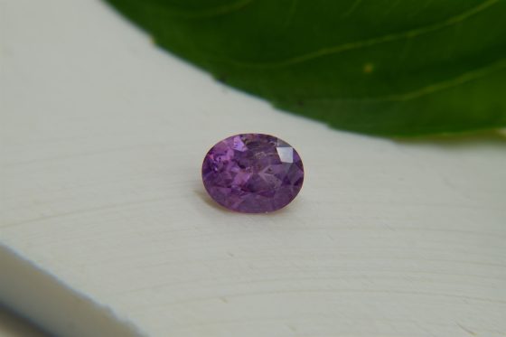 Violet Sapphire - Oval - 1.30 ct