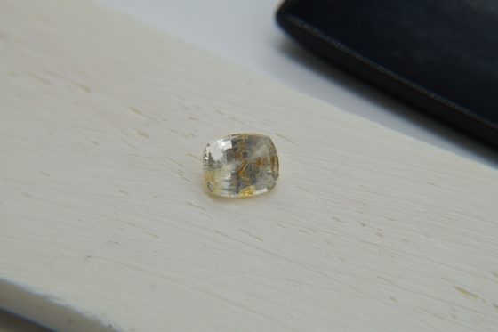 Pastel Yellowish-White Sapphire - Rectangular - 1.70 ct