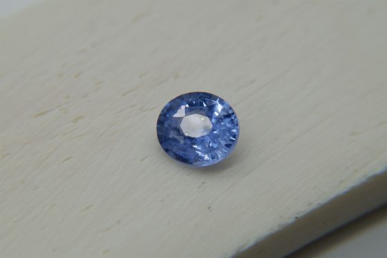 Pastel Blue Sapphire - Oval - 1.66 ct - IGL certified