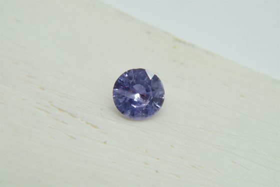 Vivid Violet Sapphire - Round - 1.327 ct - IGL certified