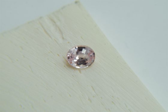 Premium: Vivid Pastel Pinkish-Orange Sapphire - Oval - 1.05 ct
