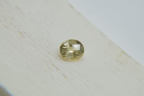 Premium: Vivid Pastel Yellow Sapphire - Oval - 0.95 ct