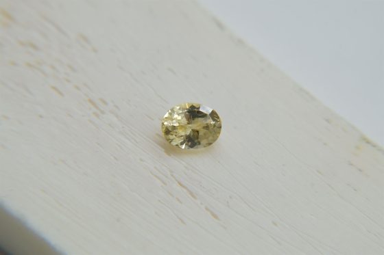 Premium: Vivid Pastel Yellow Sapphire - Oval - 0.95 ct
