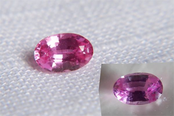 Hot Pink Sapphire - Oval - 0.675 ct - IGL certified