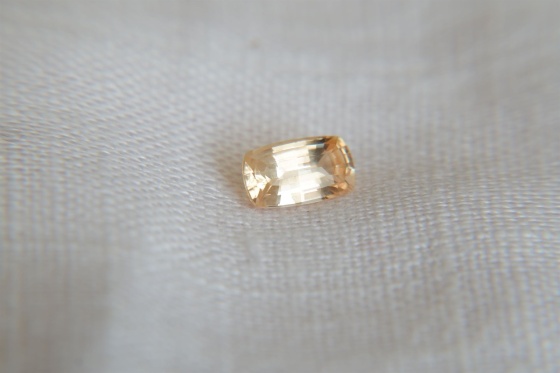 Pastel Pink-Orange premium Sapphire, GIA certified 1.11 ct