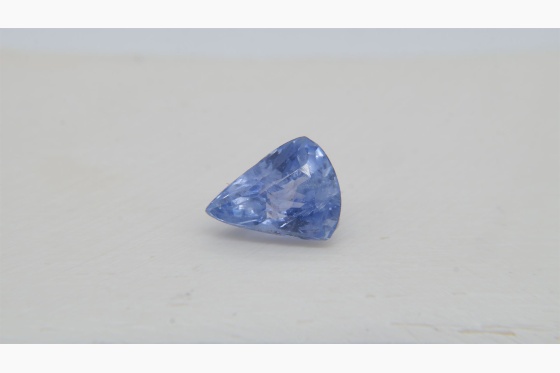 PREMIUM Vivid Sky Blue Sapphire,GIA certified 1.95 ct