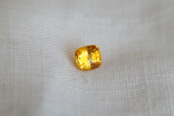 Vivid Orange Ceylon Sapphire GIA certified 1.28 ct