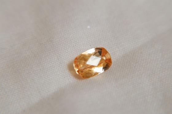 Orange Sapphire, unheated, GIA certified 1.38 ct