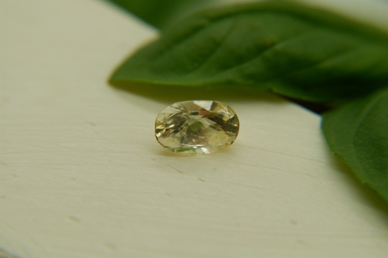 Vivid Pastel Yellow Sapphire, handcrafted cut 1.45 ct