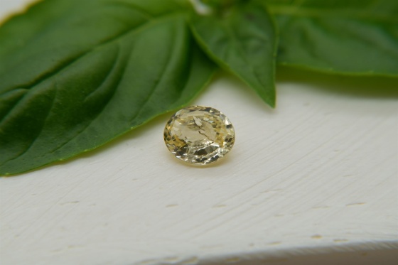 Lemon Yellow Sapphire, handcrafted cut 1.55 ct