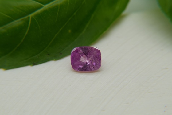 Violet Sapphire, handcrafted cut 1 ct