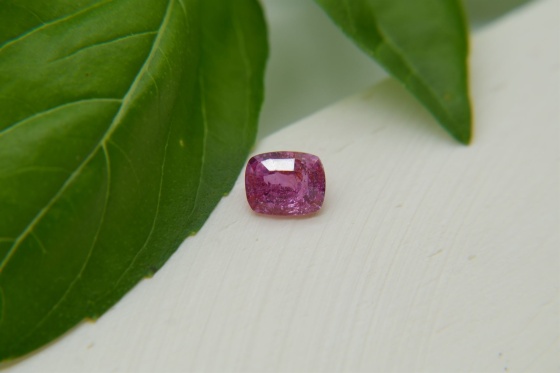 Pink Sapphire, handcrafted cut 1.05 ct