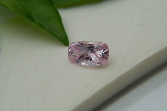 Pastel Pink Sapphire, design cut 2.25 ct