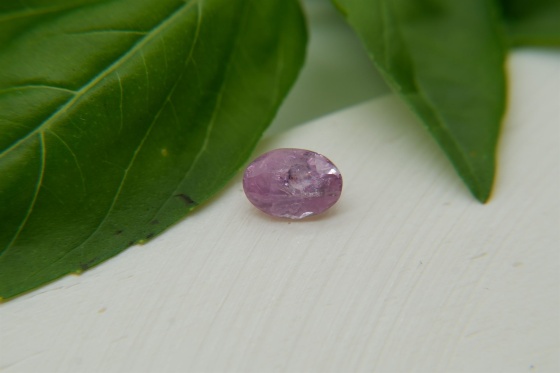 Pastel violetish Pink Sapphire, design cut 1.15 ct