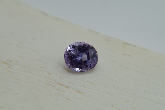 PREMIUM: Vivid Violet Sapphire, GIA certified 1.90 ct