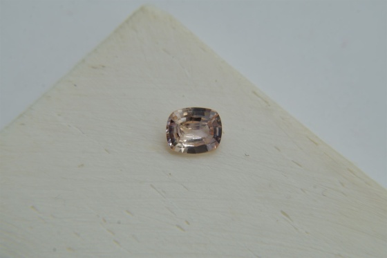 PREMIUM: Vivid Pastel Pink Orange Sapphire 0.75 ct