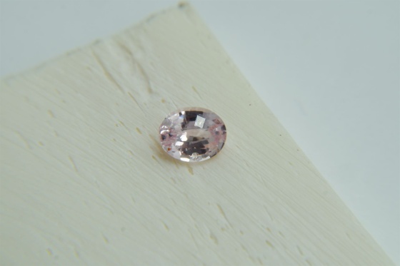 PREMIUM: Vivid Pastel Pink Orange Sapphire 1.05 ct