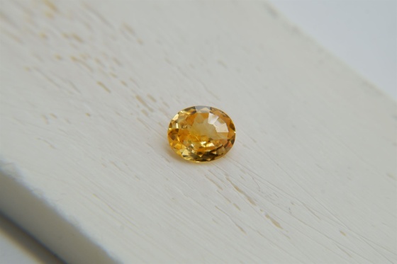 Vivid Orange Yellow Sapphire 0.90 ct