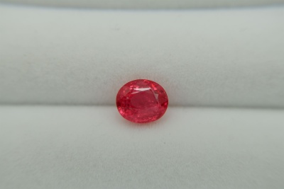 RARE: Neon orangish-Red Mahenge Spinel, GIA certified 1.58 ct