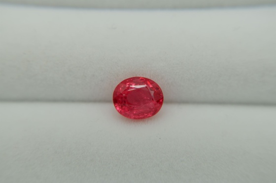 RARE: Neon orangish-Red Mahenge Spinel, GIA certified 1.58 ct