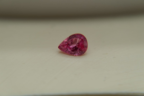 Padparadscha Sapphire, strong orangish Pink 1.15 ct