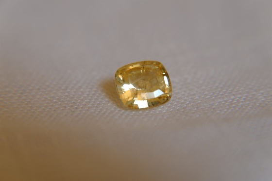 Vivid Yellow Sapphire, unheated, fine cut, GIA certified 1.71 ct