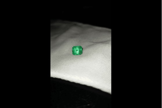 RARE: Muzo Mine Vivid Green Colombian Emerald - Octagon - 2.12 ct. - ICG