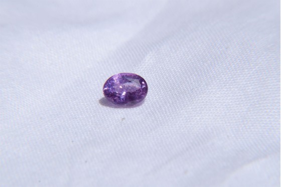 Vivid Violet Sapphire - Oval - 1.03 ct. - COR