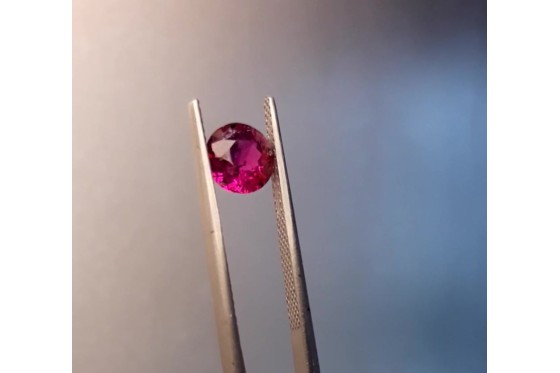 Purplish-Pink Sapphire - Round - 1.27 ct. - GIA