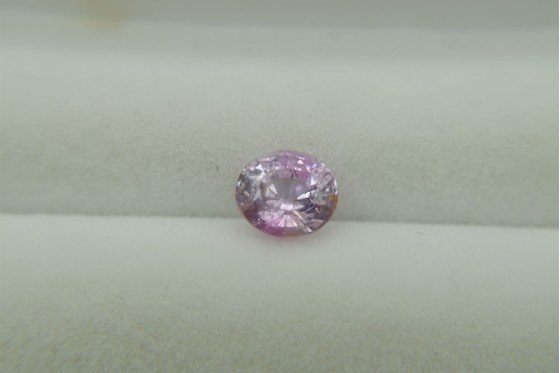 Pastel Violet Sapphire - Oval - 1.75 ct. - COR