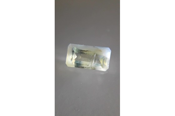 Green Sapphire - Rectangular - 1.65 ct. - GIA