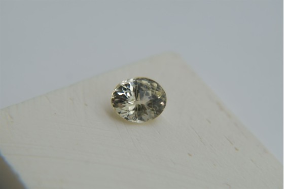 Pastel Yellow Sapphire - Oval - 1.45 ct. - COR