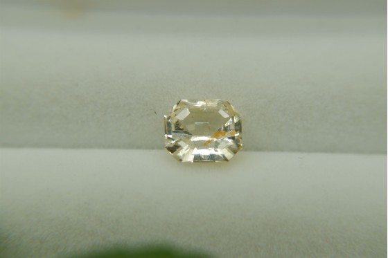 Pastel Yellow Sapphire - Octagon - 1.9 ct. - COR