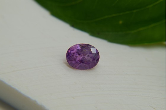 Violet Sapphire - Oval - 1.3 ct. - COR