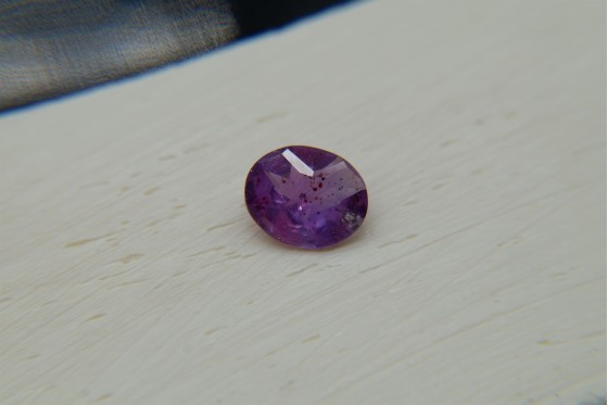 Violet Pink Sapphire - Oval - 1 ct. - COR