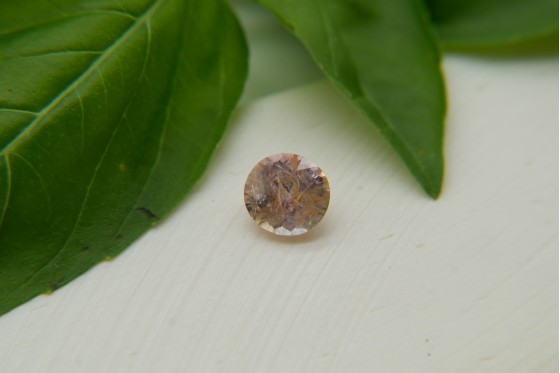 Pastel orangish-Pink Sapphire - Oval - 1.4 ct. - COR