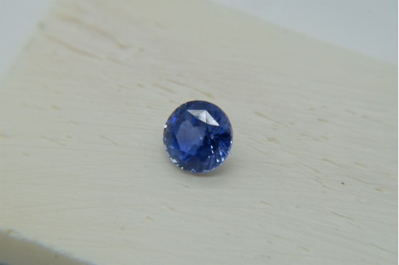 APPRAISED PREMIUM: Cornflower Blue Sapphire - Round - 1.7 ct. - IGL