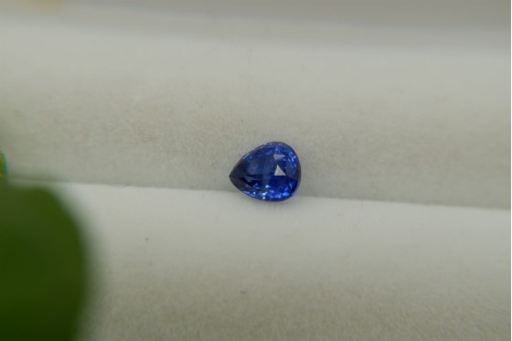 Cornflower Blue Sapphire - Cabochon - 0.8 ct. - COR