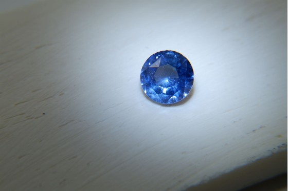 APPRAISED PREMIUM: Neon Sky Blue Sapphire - Round - 1.75 ct. - COR