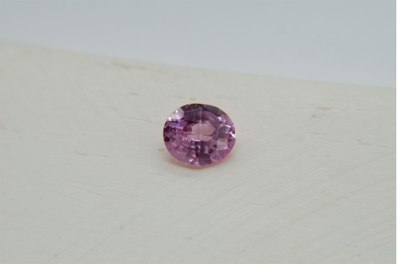 APPRAISED PREMIUM: Vivid Padparadscha Sapphire - Oval - 1.04 ct. - AGL