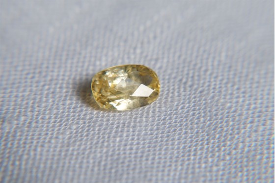 Vivid Yellow Sapphire - Oval - 2.03 ct. - AGL