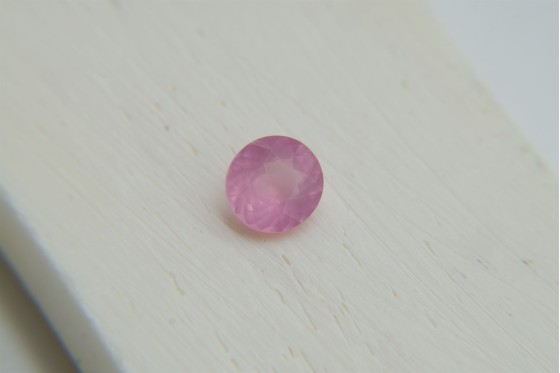 RARE: Neon Fire Pink Mahenge Spinel - Round - 1.2 ct. - COR