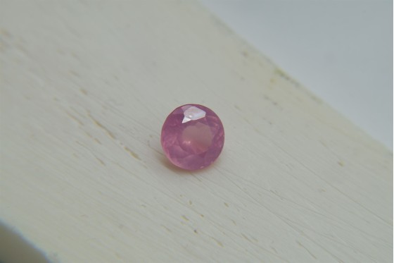 RARE: Neon Fire Pink Mahenge Spinel - Round - 1.2 ct. - COR