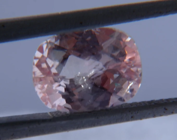 3.24ct unheated Padparadscha Sri Lanka Ceylon sapphire, untreated, Orange-Pink, loose | GIA | mined in close proximity to a ruby mine