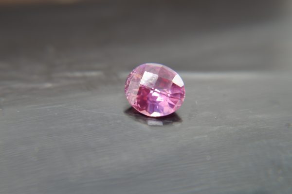 Sapphire - 1.35 ct red-orange or orange-red from Sri Lanka - Now Available